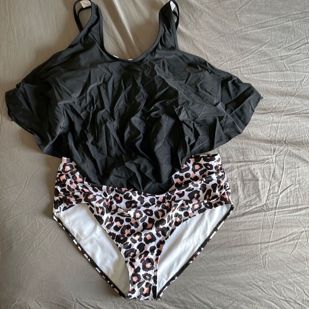 Plus leopard print Ruffle bikini swimsuit